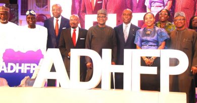 L-R: Chairman, Senate Committee on Health, Senator Ibrahim Oloriegbe; Chairman/Founder, Aig-Imoukhuede Foundation, Mr. Aigboje Aig-Imoukhuede; Chairman, Private Sector Health Alliance of Nigeria (PSHAN), Mr. Jim Ovia; Founding Patron, PSHAN, Alh. Aliko Dangote; GMD/CEO, Access Corporation, Mr. Herbert Wigwe; CEO, PSHAN, Tinuola Akinbolagbe; MD/CEO, Aliko Dangote Foundation, Zouera Youssoufou; and Minister of Health, Dr. Osagie Ehanire