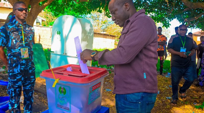 OndoDecides24: Rep Ife Ehindero Votes In Oyin Akoko