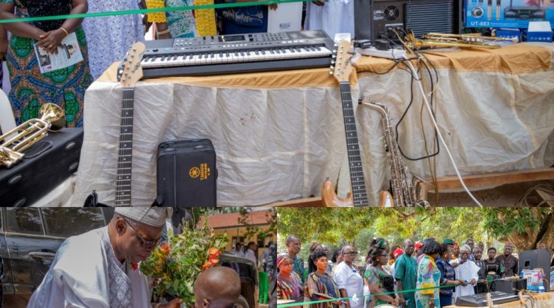 Ondo Deputy Governor Donates Musical Instruments To School For The Visually Impaired In Owo